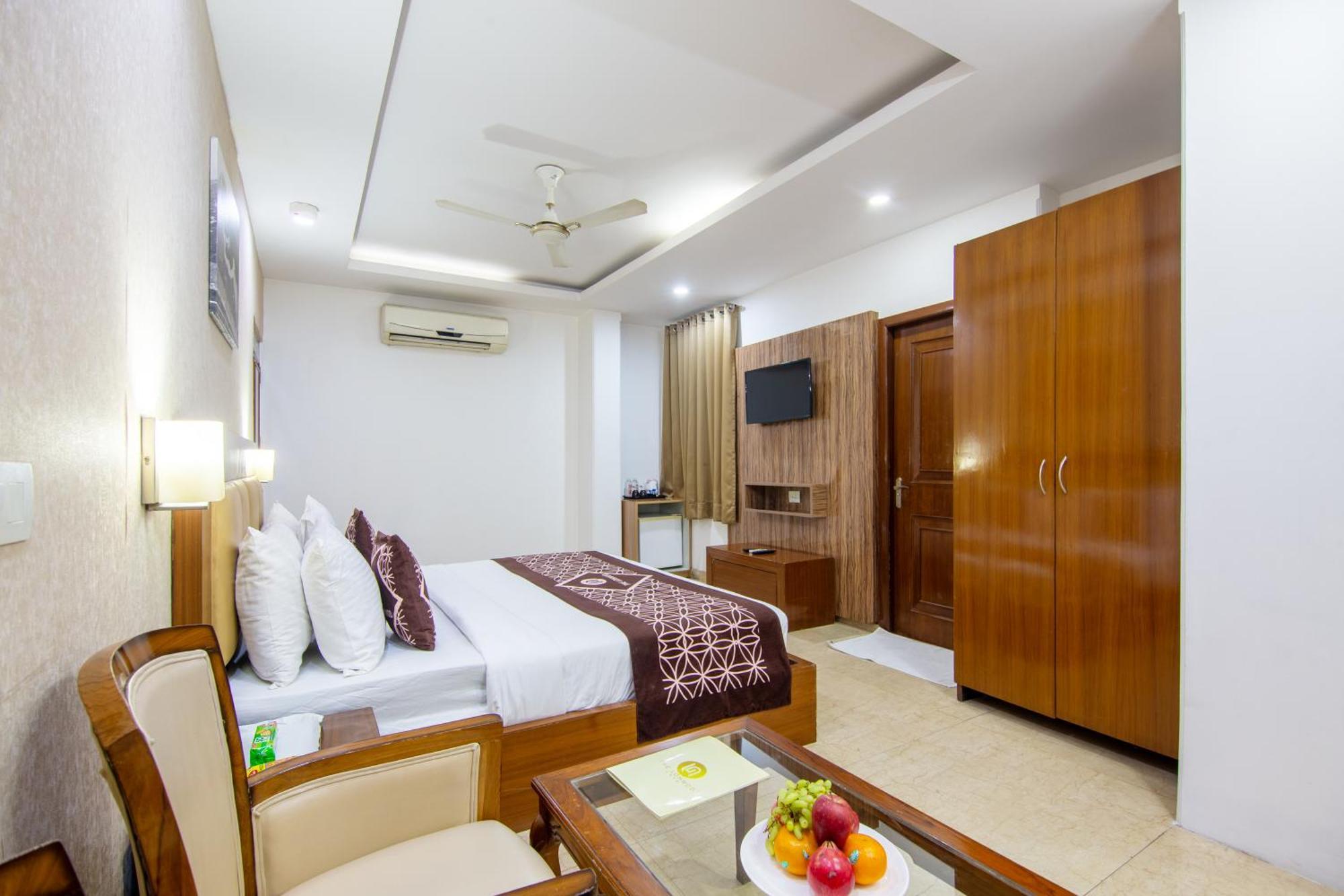 Hotel Lohmod At National Highway 8 - Free Airport Transffer New Delhi Exteriör bild