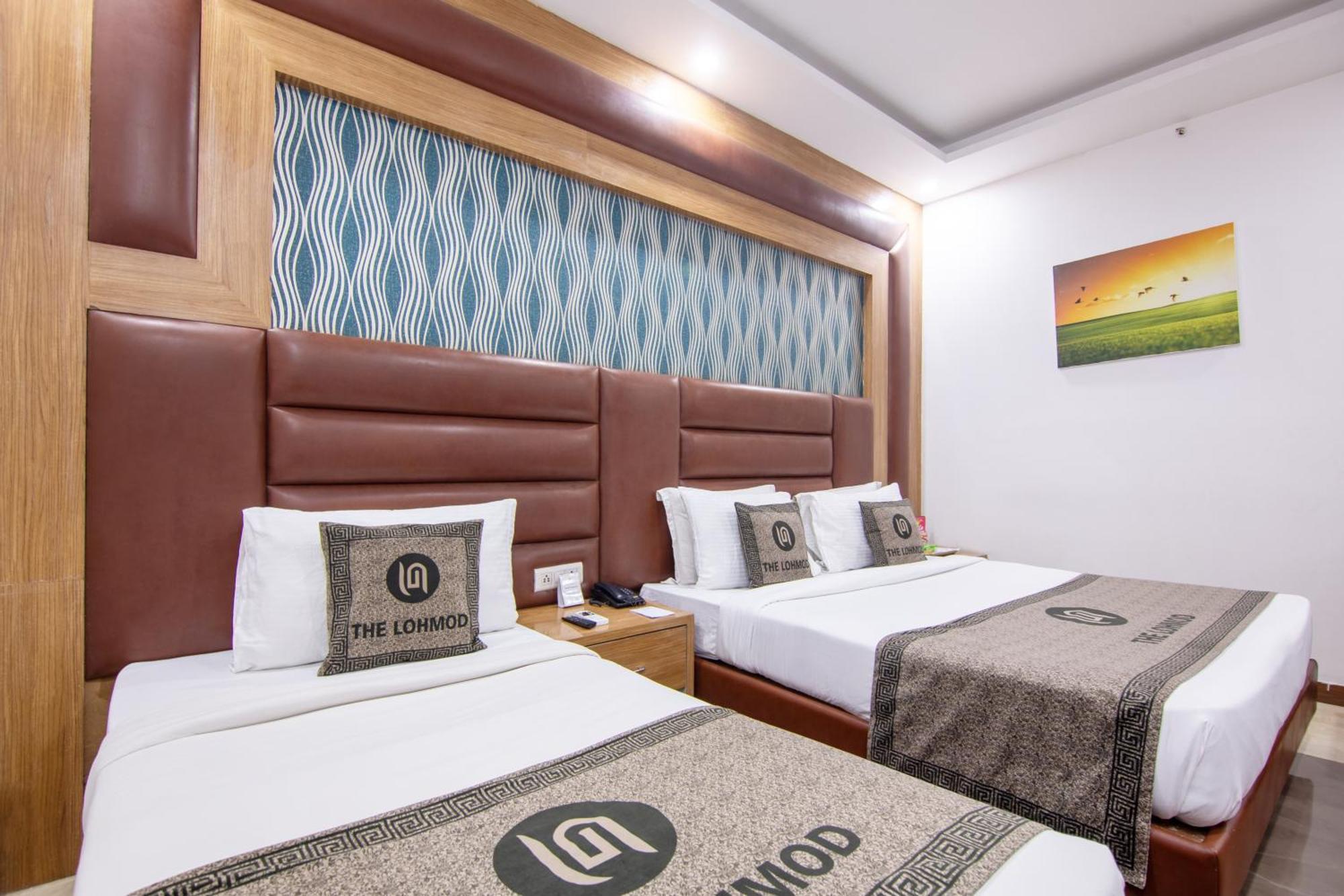 Hotel Lohmod At National Highway 8 - Free Airport Transffer New Delhi Exteriör bild